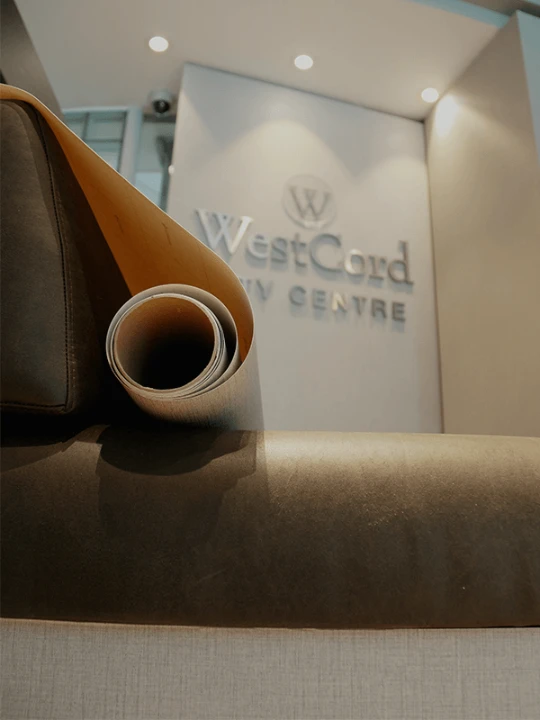 Interieurfolie meubelwrap hotel WestCord City Centre Amsterdam - Sign Company