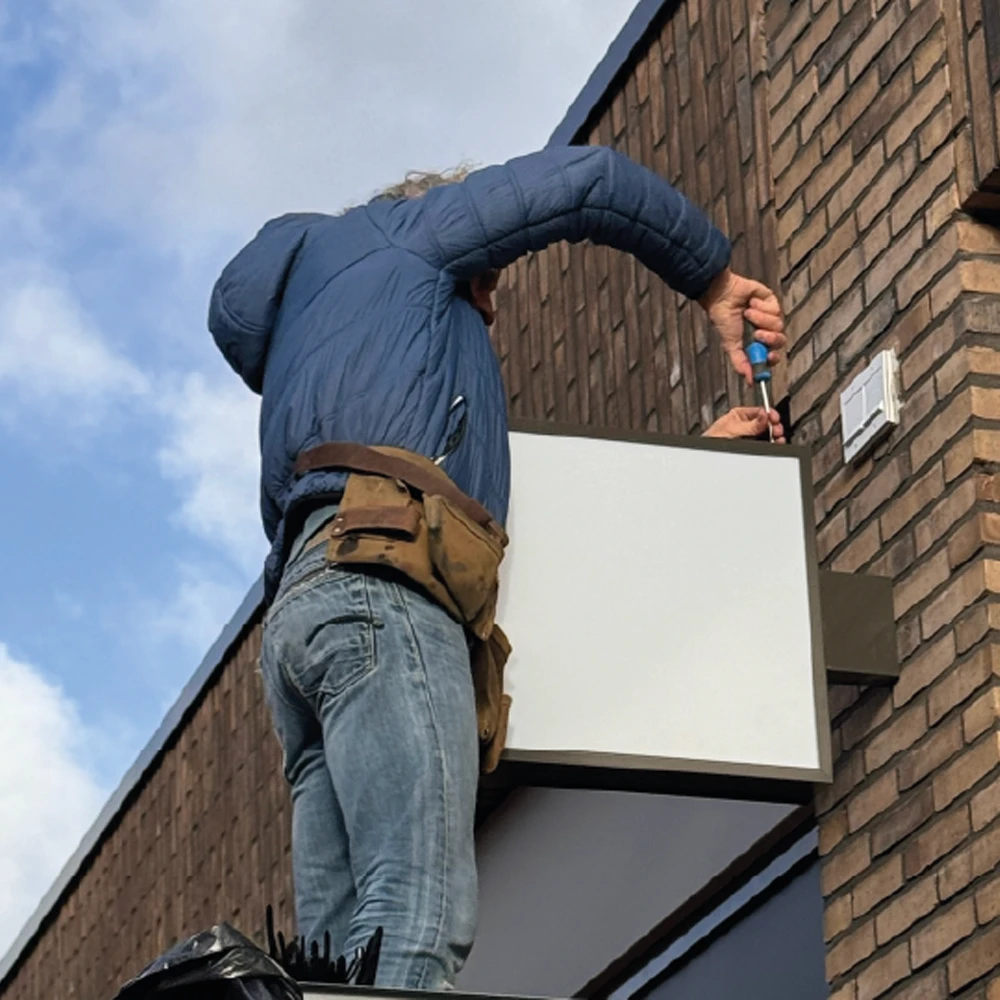 Reclamezuil van Sign Company