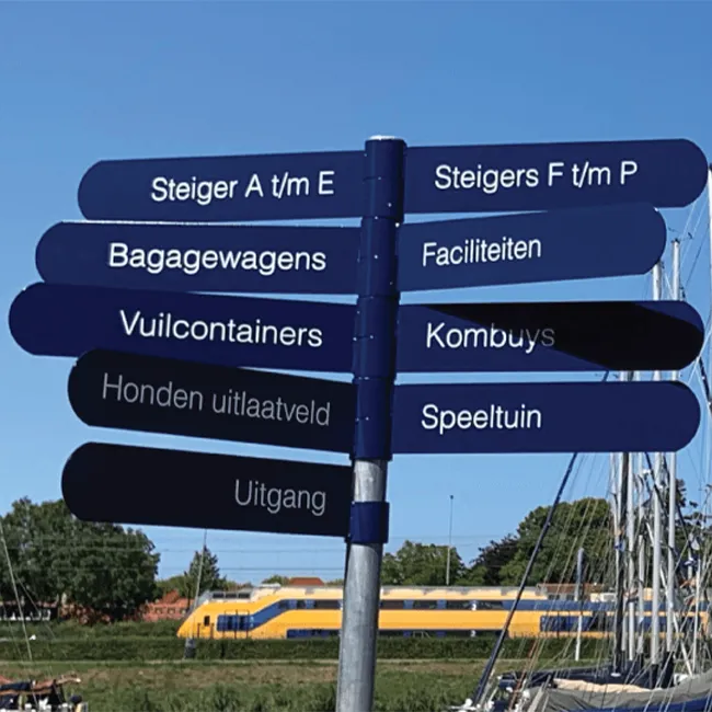 Routeborden jachthavenvoorzieningen Buyshaven