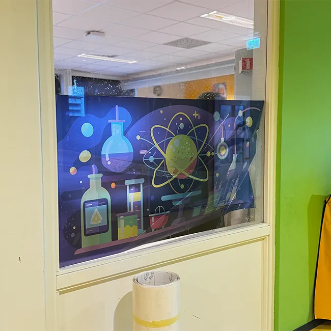 School interieur verlichte display moderne onderwijsaankleding