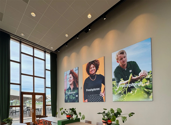 Interieurbranding van Sign Company in een bedrijfspand