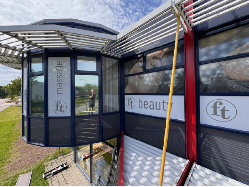 One way vision folie bedrijfspand - doorkijkfolie privacy