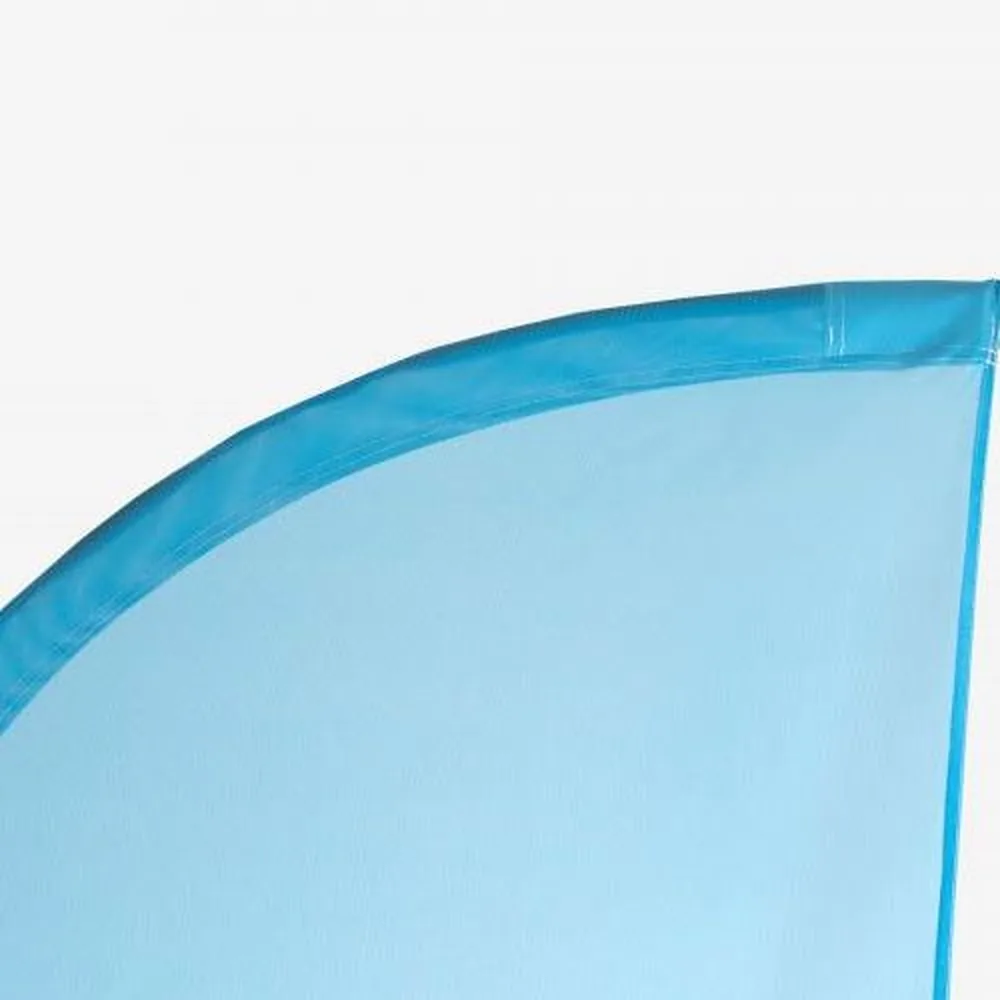 Beachflag Straight, detail van de gestikte, rechte bovenrand