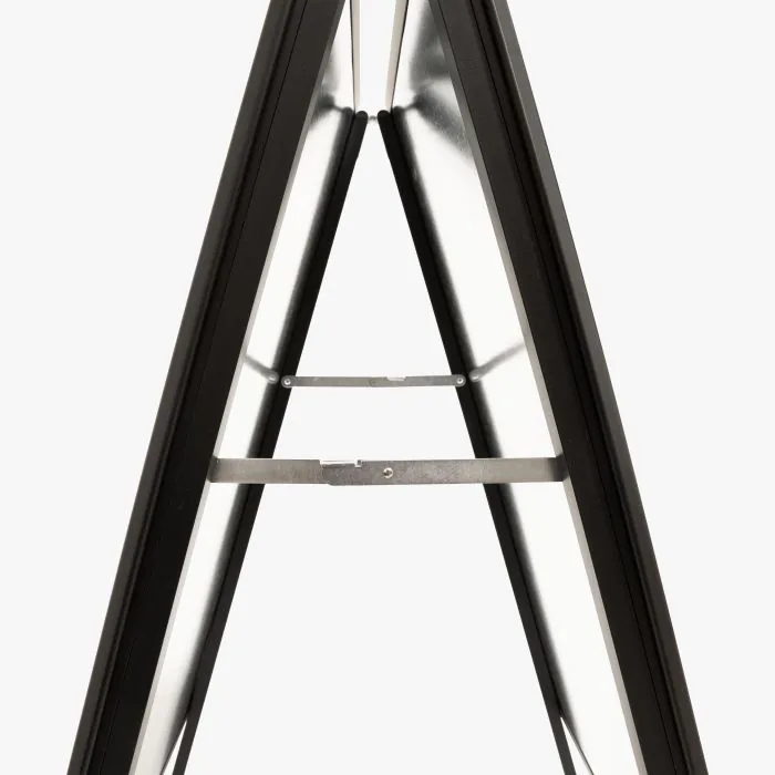 Stoepbord met zwart aluminium frame, bovenaanzicht